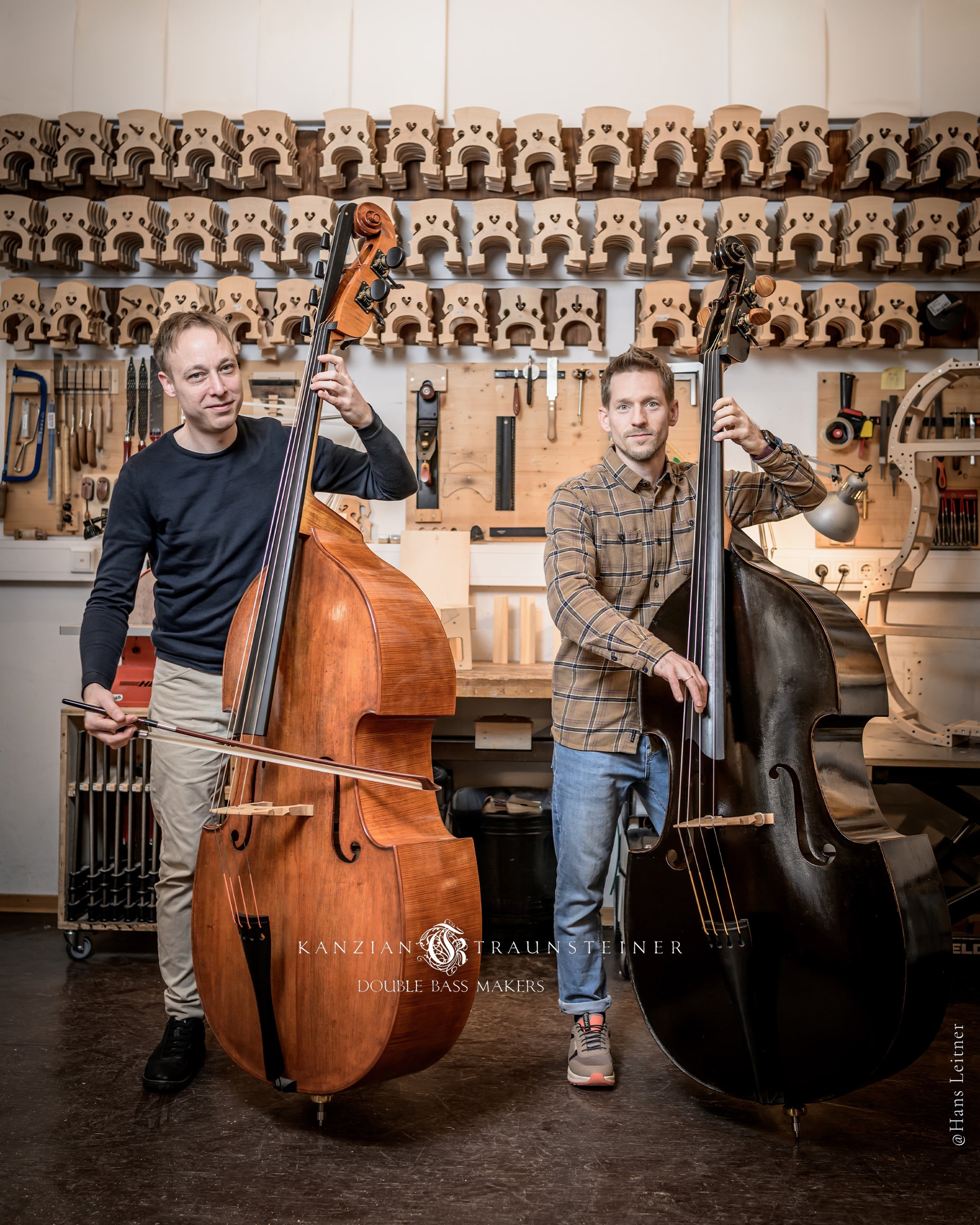 2026 Kanzian & Traunsteiner holding their instruments