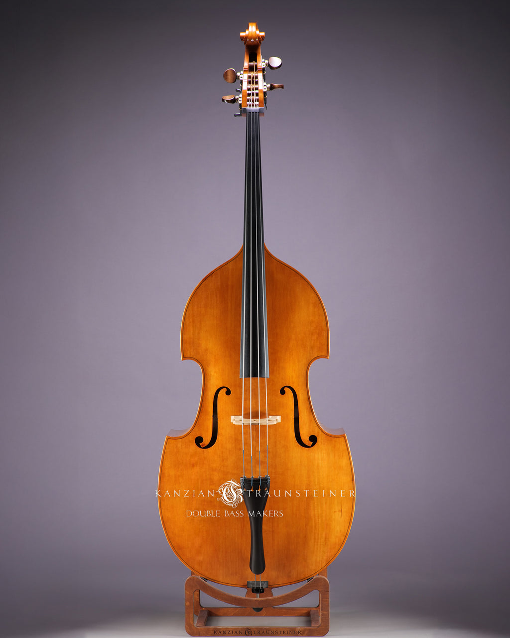 2022 Viennese K&T golden varnish - wide front view