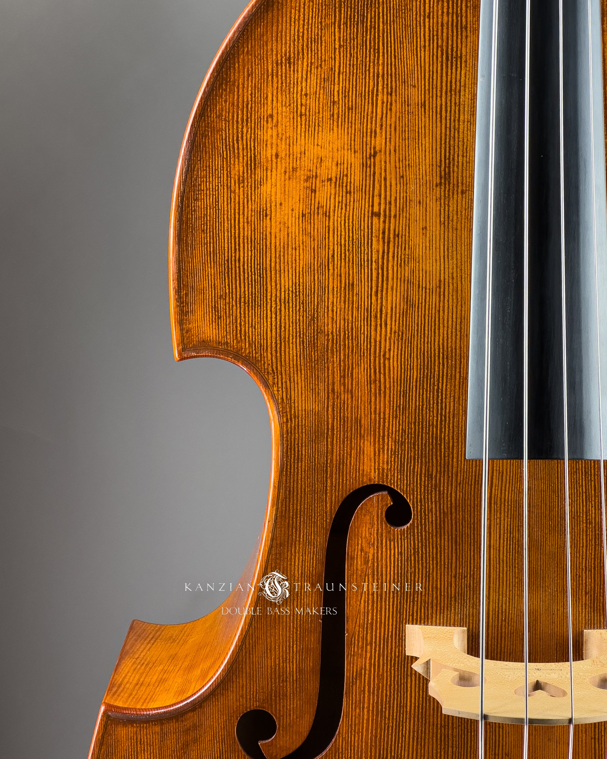 2025 K&T Blond Viennese with extension front wood and varnish details