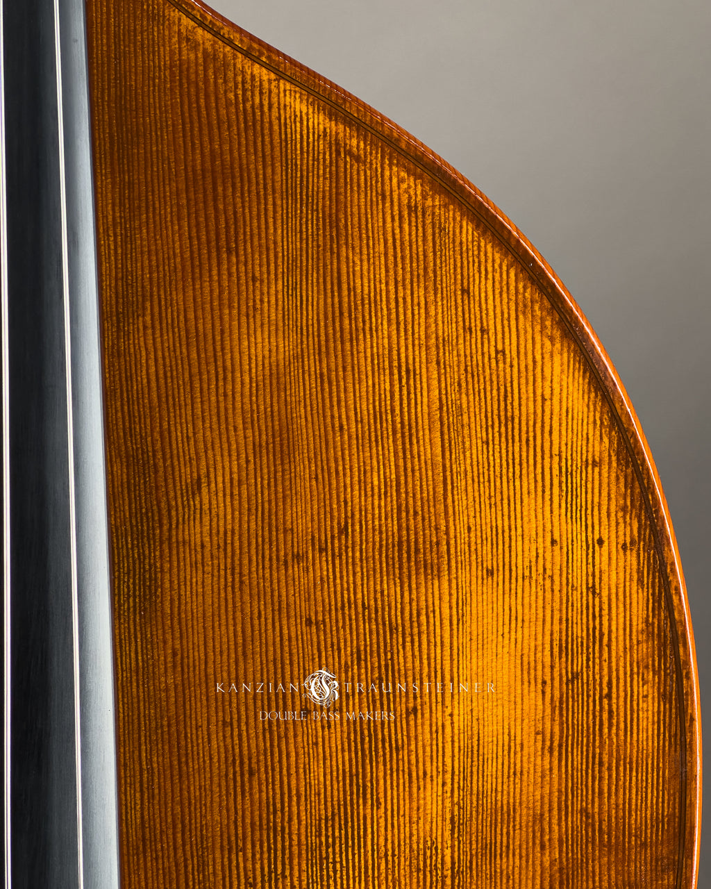 2025 K&T Blond Viennese with extension front wood detail