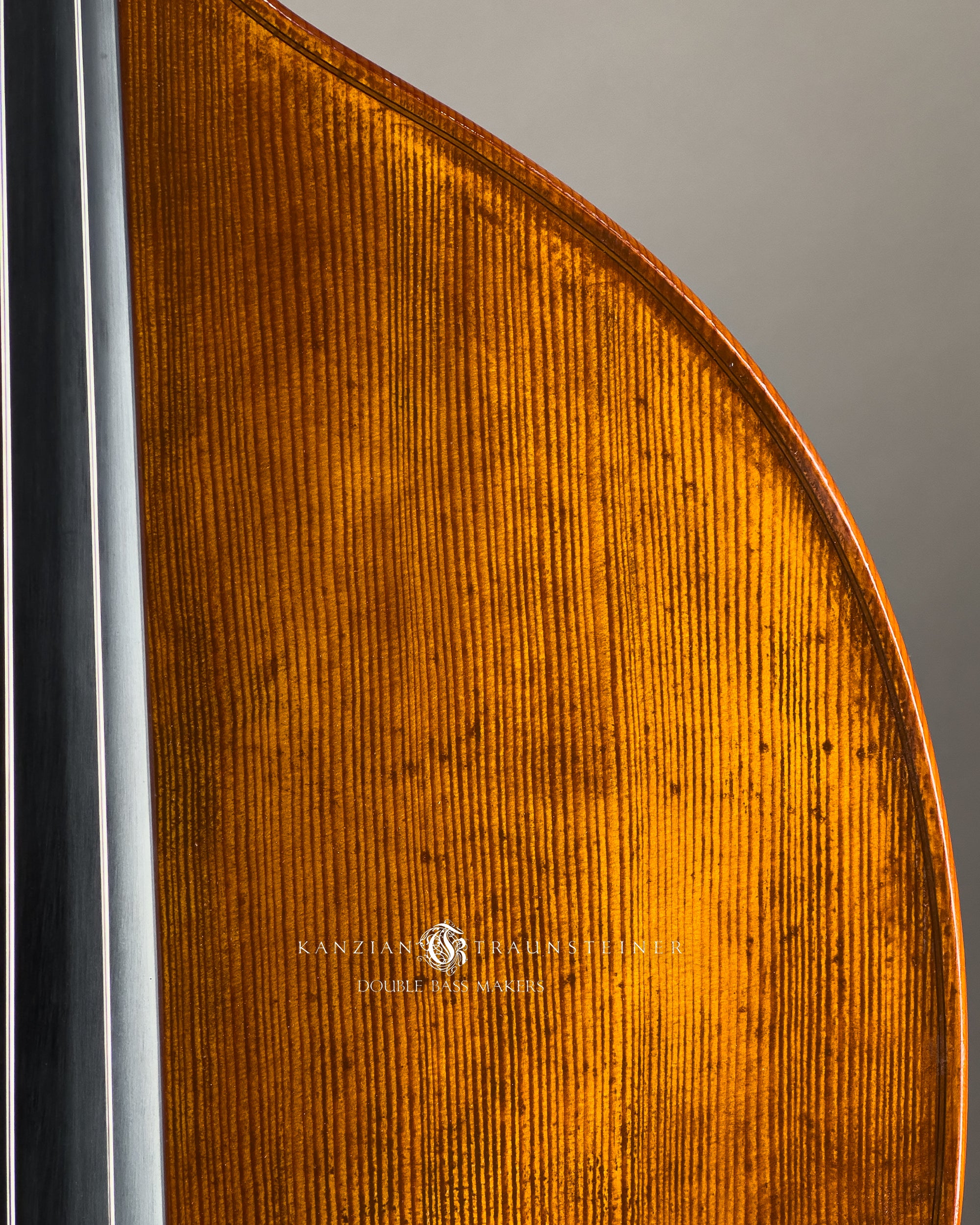 2025 K&T Blond Viennese with extension front wood detail