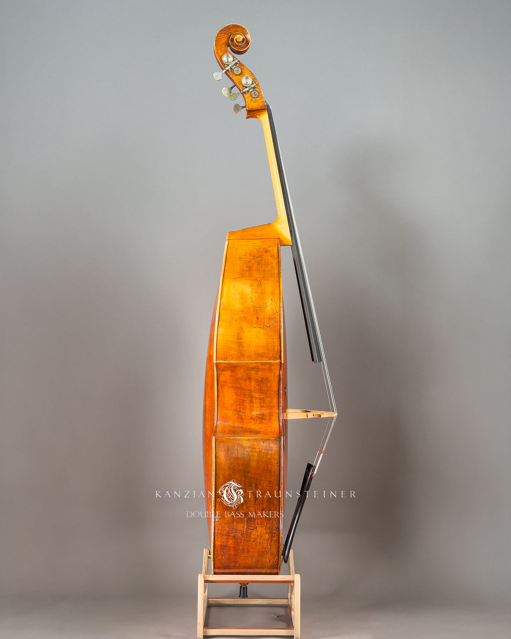 Alfred Meyer Double bass 1944 - Right Side