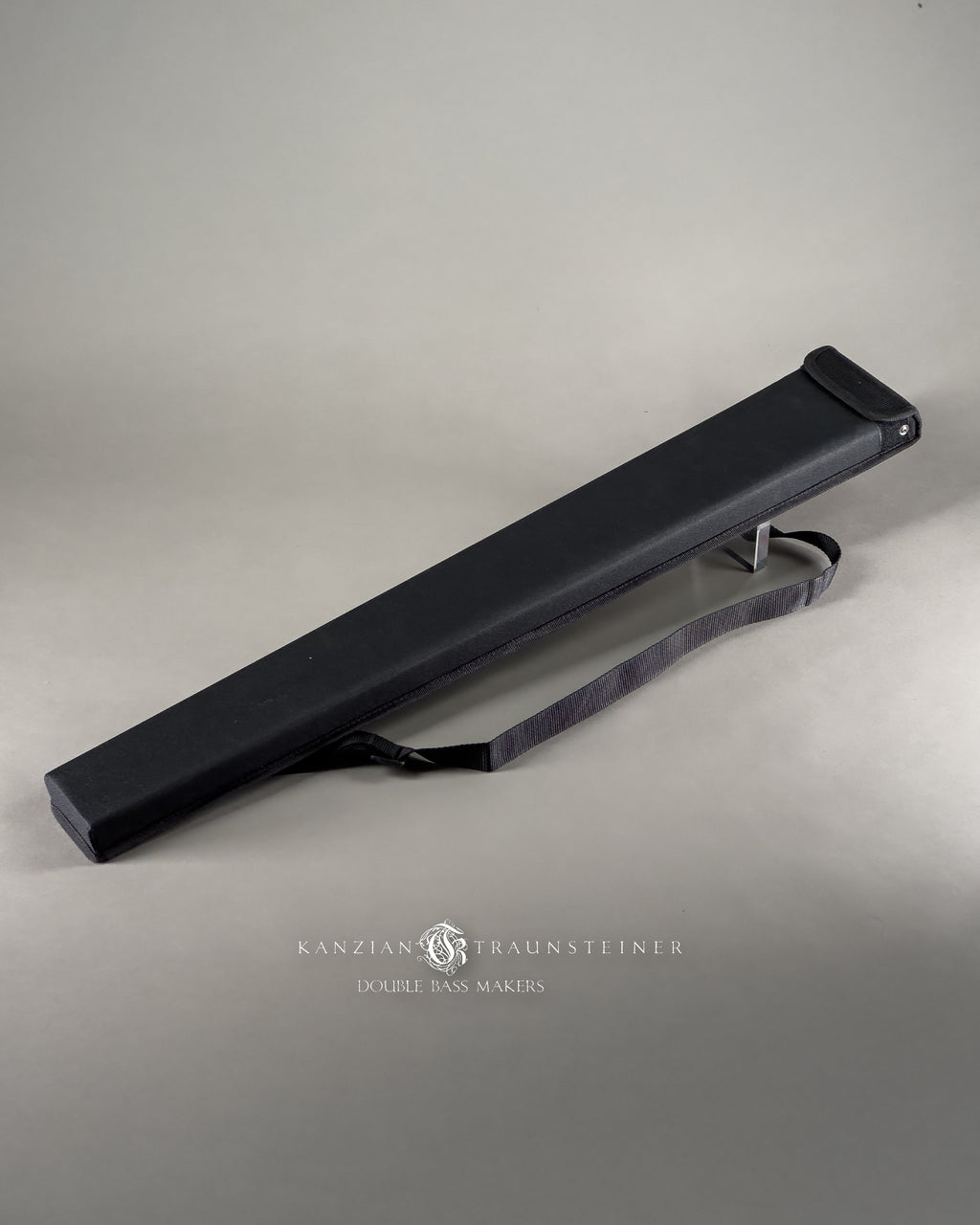 Closed simple double bass bow case
