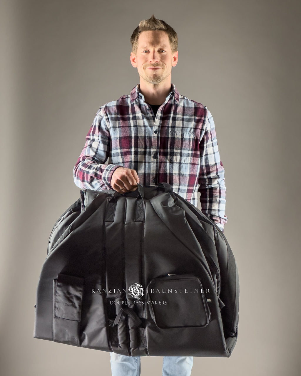 Double bass bag, easy to carry