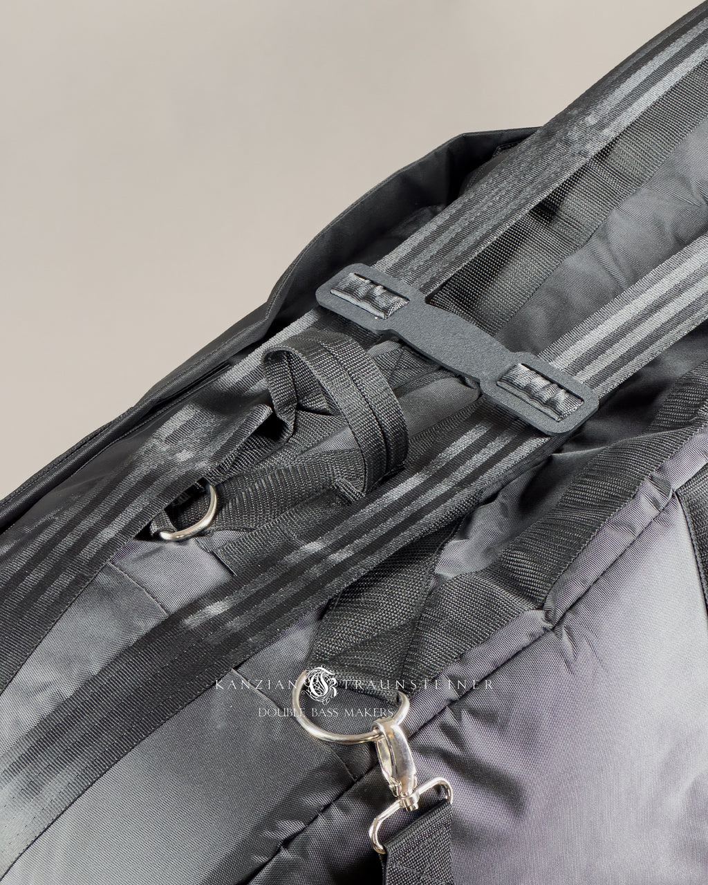 DoubleBass buggie fixed on bag