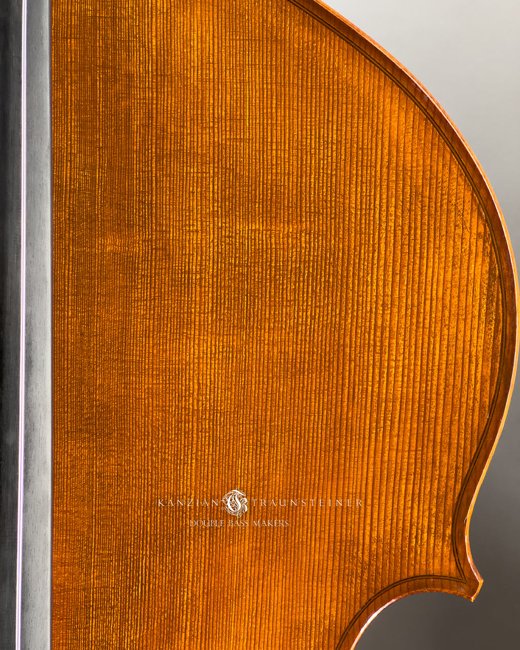 K&T Italian Model Double Bass from 2023 wood and varnish detail