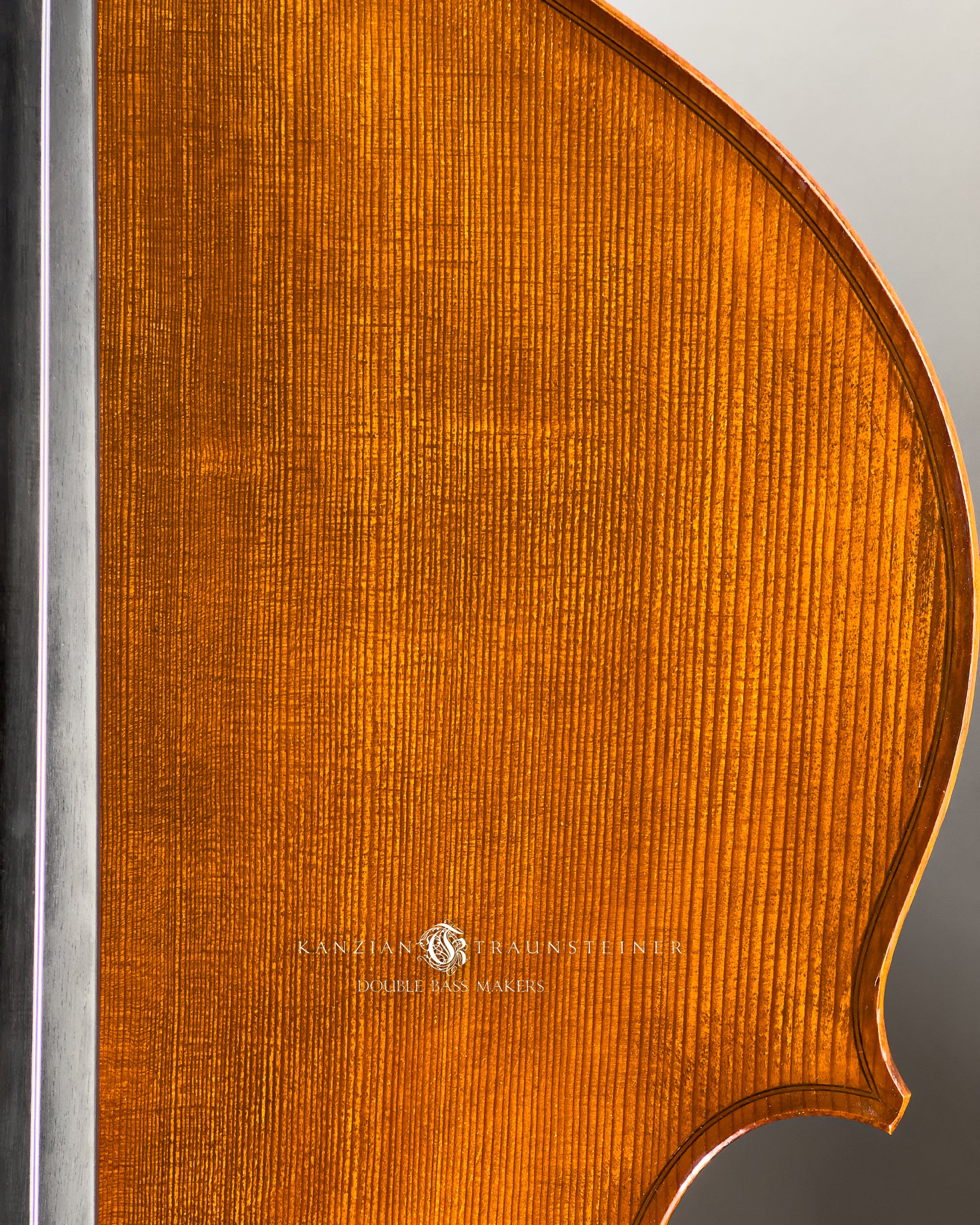 K&T Italian Model Double Bass from 2023 wood and varnish detail