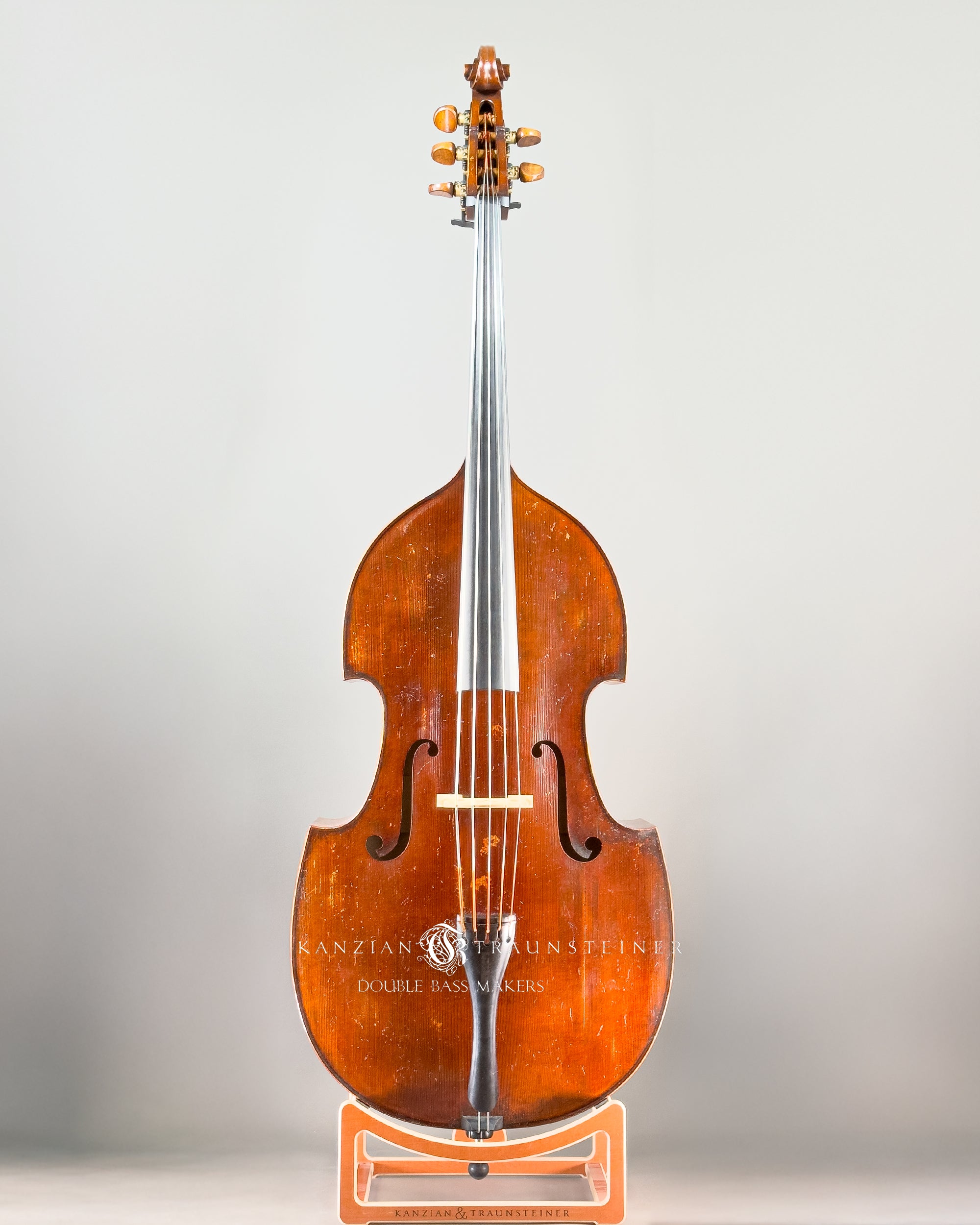 Kanzian & Traunsteiner 10th anniversary double bass: front view