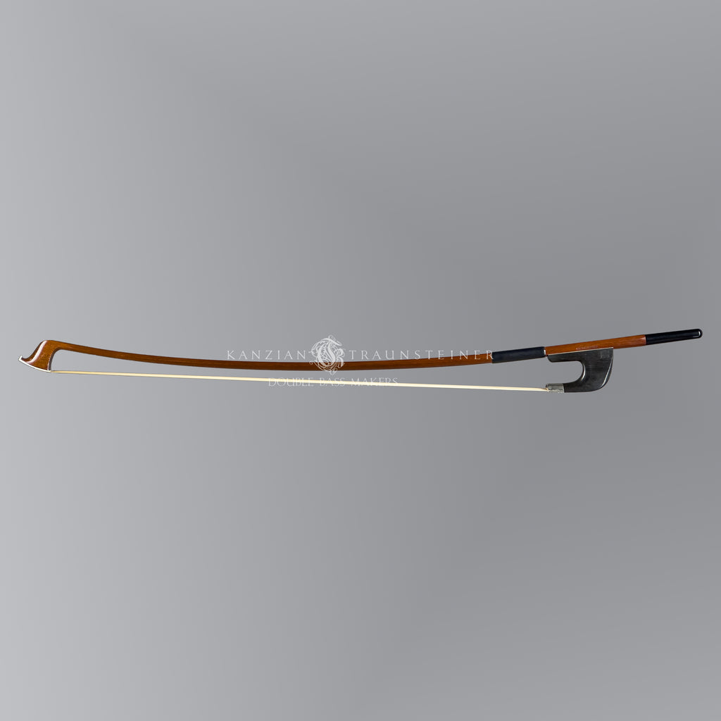 Hermann Richard Pfretzschner German bow entire view