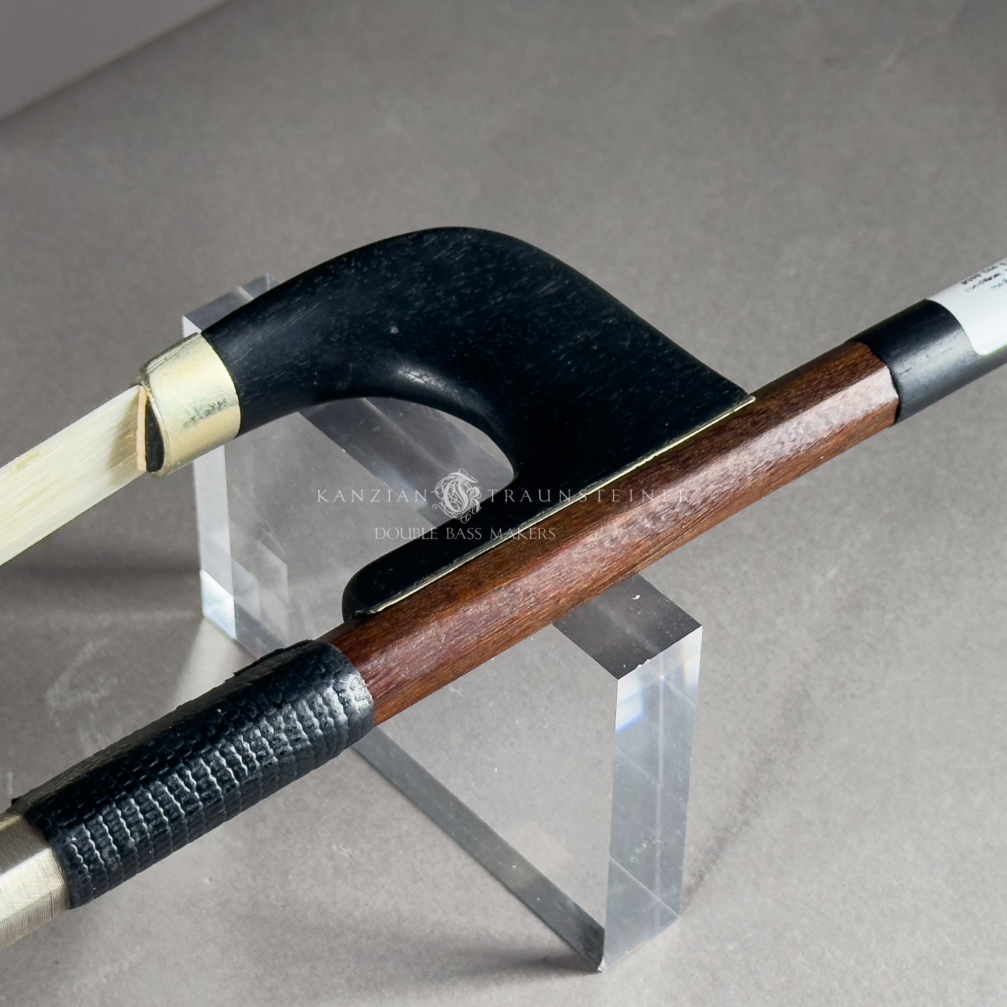 H.R. Pfretzschner 1915 bow detail